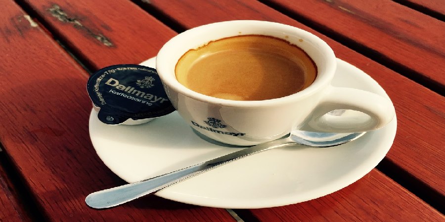 C214 café teaserOK.jpg